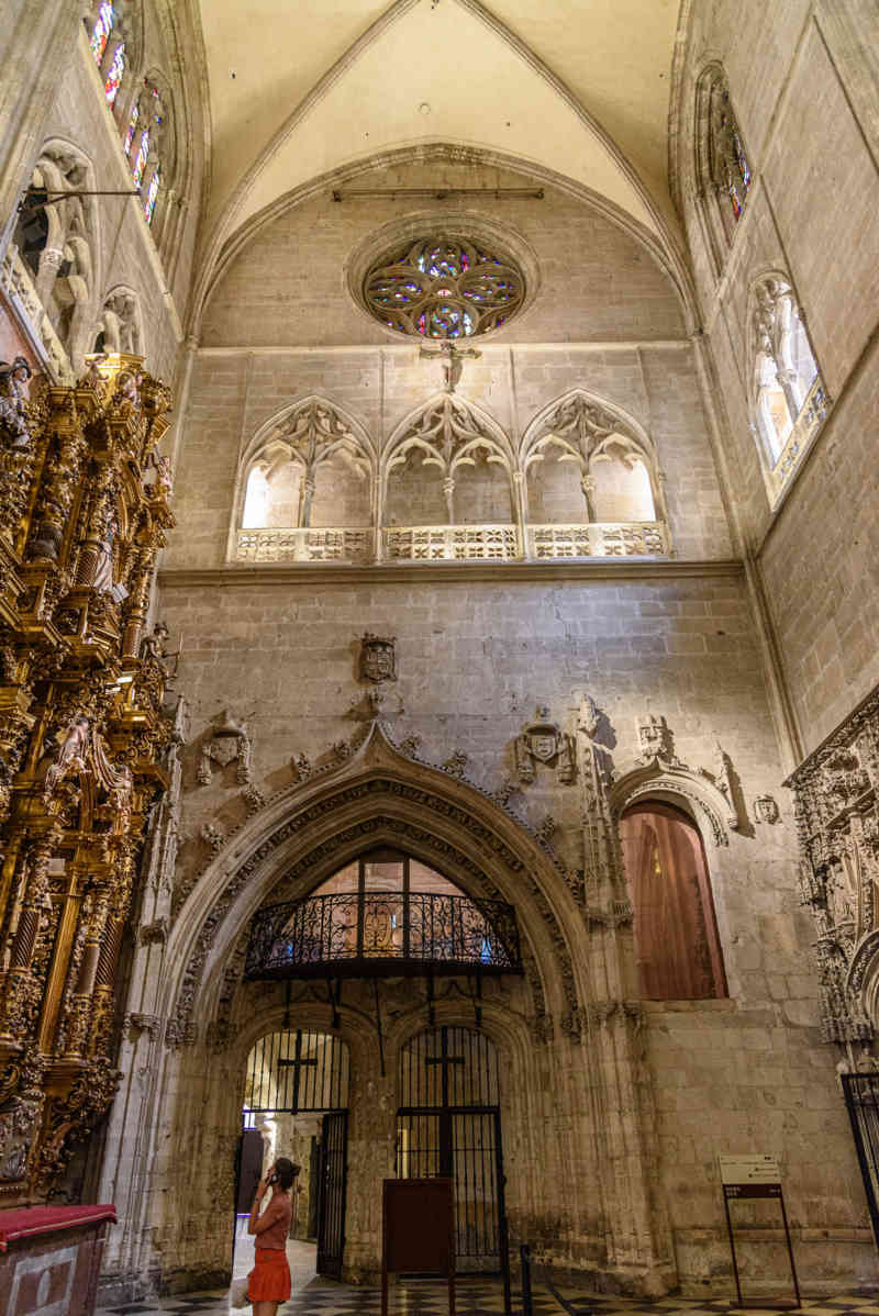 Oviedo 015 - santa iglesia catedral metropolitana el Salvador de Oviedo.jpg